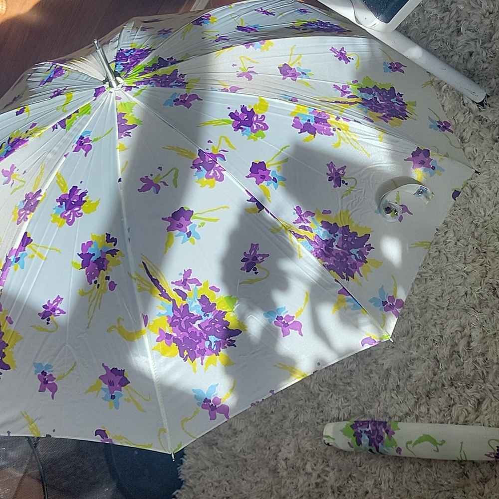 Vintage floral parasol bake bakelite handle